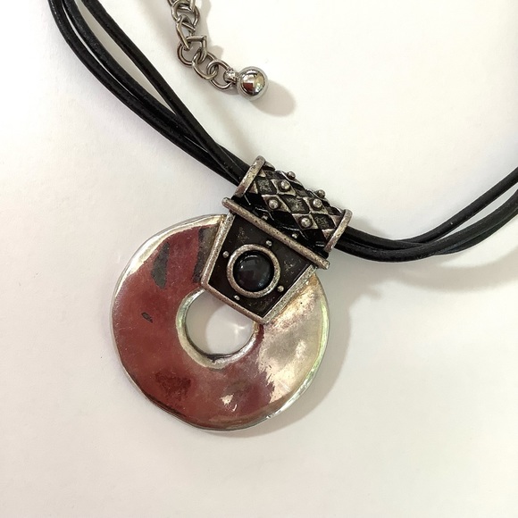 Vintage Chicos silver and black necklace and earrings - Picture 3 of 8